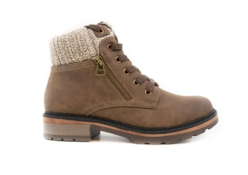 amy_dark_ten_laceup_ankle_3.webp Amy Dark Ten Lace-Up Ankle Boot