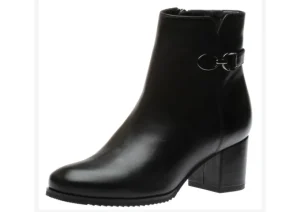 Aurelia Black