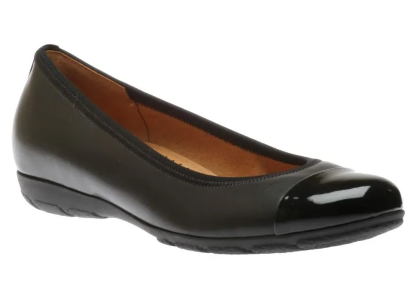 black_ballet_flat_0.webp 54.161.57 Black Ballet Flat