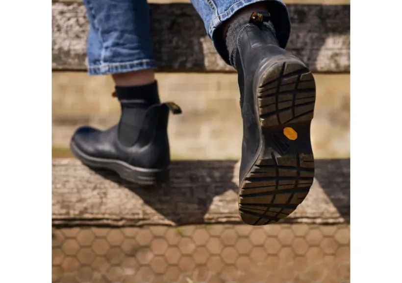 blundstone___all_terrain__3-1.webp Blundstone 2058 - All Terrain Black Leather Vibramu00ae Anti-Slip Boot