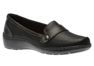 Cora Daisy Black