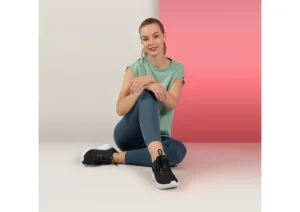 Danika Black Wide