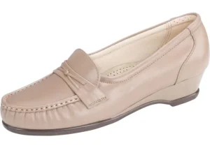 Easier Mocha Leather Slip On Wedge Loafer