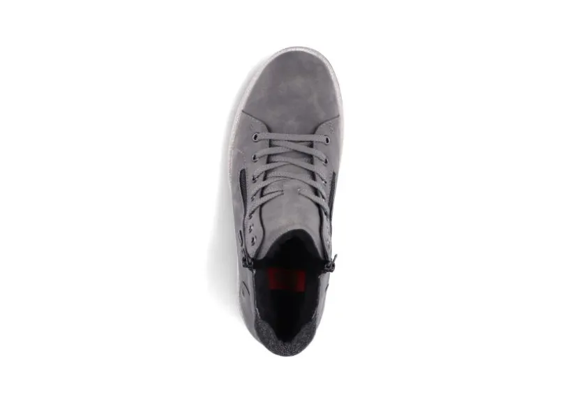 eriwan_grey_3.webp Eriwan Grey