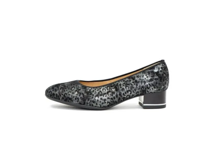 gabrielle_black__silver_a_4.webp Gabrielle Black & Silver Animal Print Pump