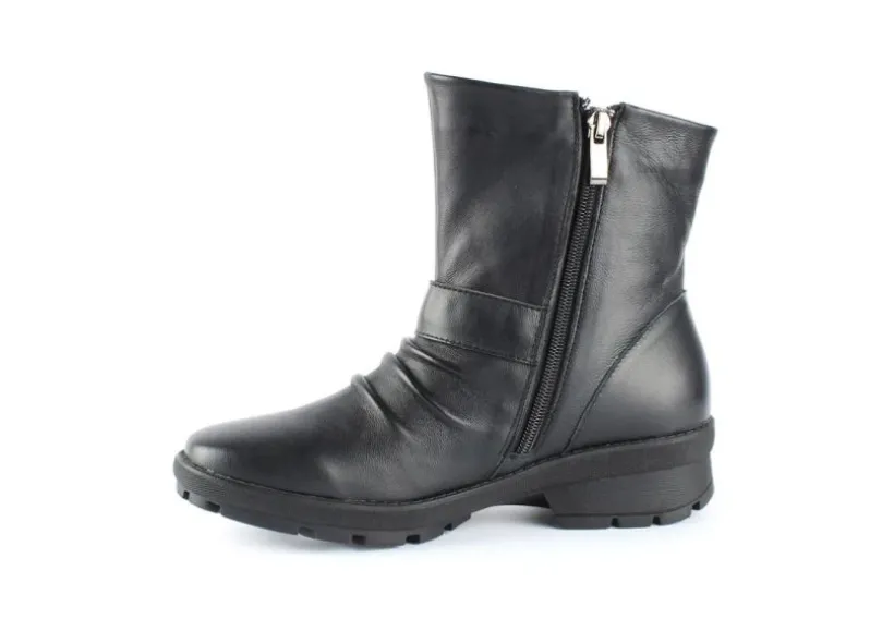 gripper_black_leather_mot_1.webp Gripper Black Leather Moto Boot