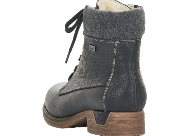 michigan_black_leather_wa_3.webp Michigan Black Leather Water-Resistant Ankle Boot