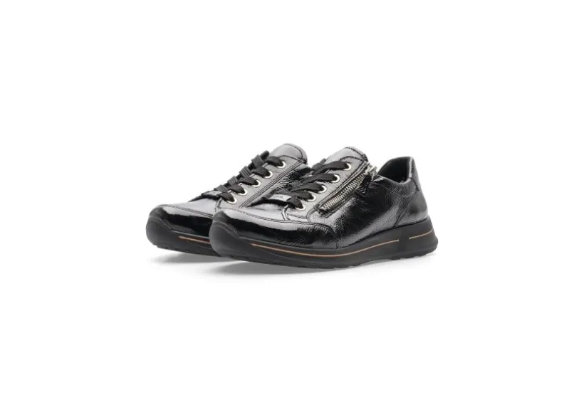 oleanna_black_patent_4.webp Oleanna Black Patent
