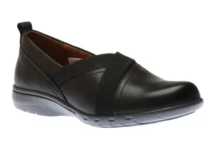 Penfield Envelope Black Leather Slip-On Flat