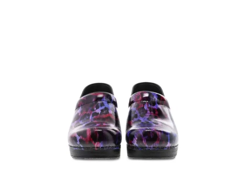 professional_painted_leop_3.webp Professional Painted Leopard Patent Clog