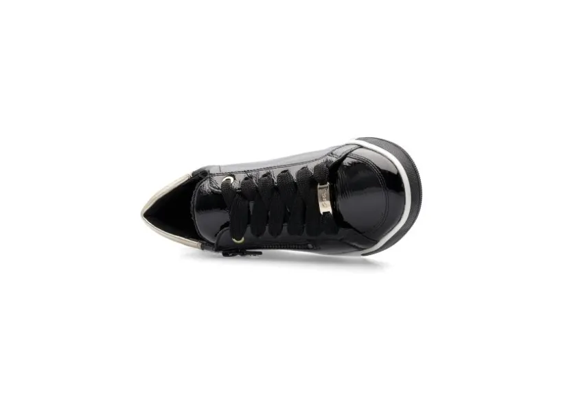 reilow_black_patent_2.webp Rei-Low Black Patent