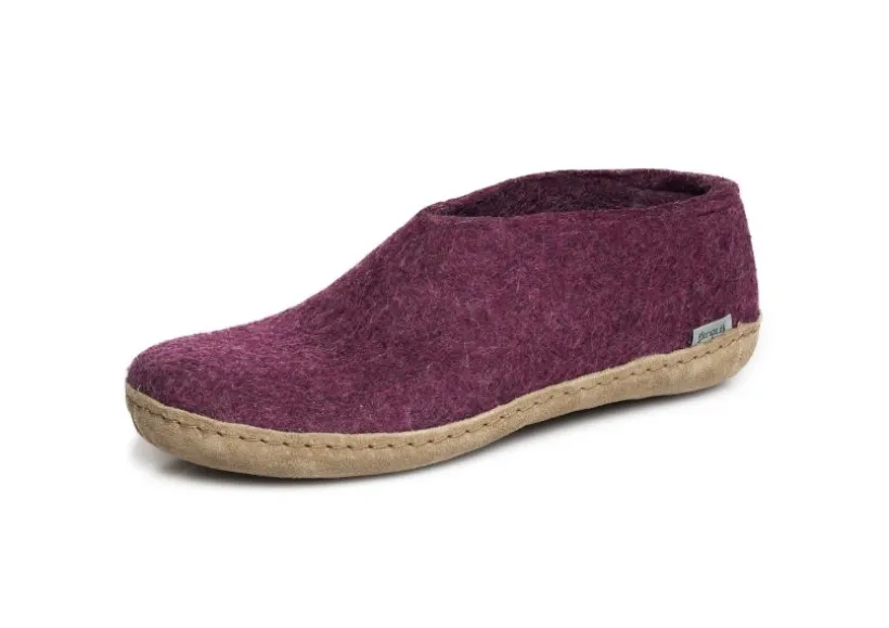 shoe_cranberry_1.webp Shoe Cranberry