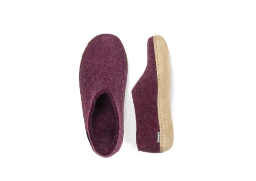 shoe_cranberry_2.webp Shoe Cranberry