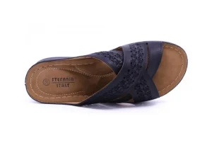 Slide Black