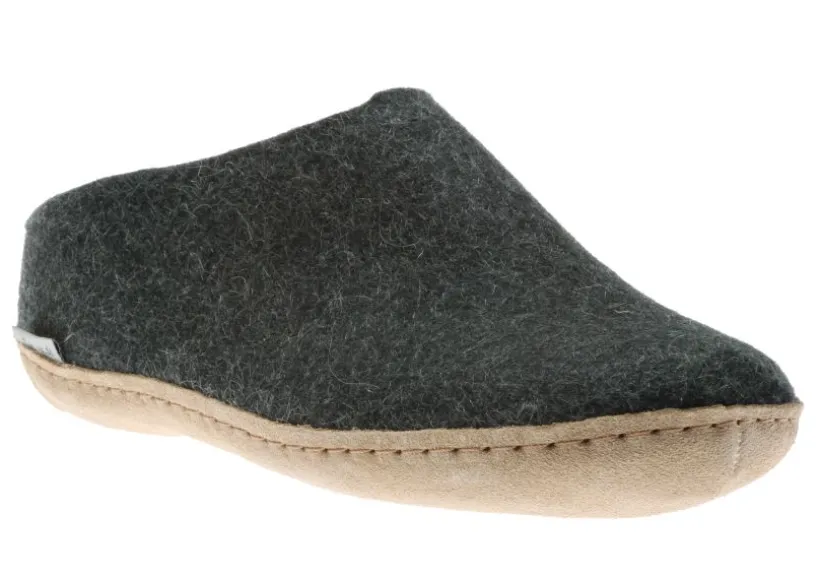 slipon_forest_1.webp Slip-On Forest