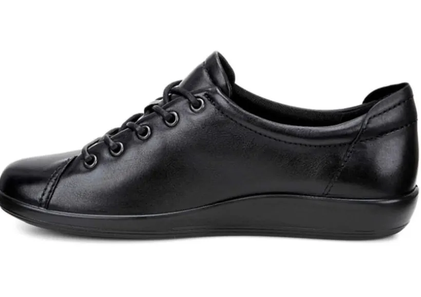 soft__black_leather_black_1.webp Soft 2.0 Black Leather Black Sole Lace-Up Sneaker