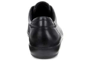 Soft 2.0 Black Leather Black Sole Lace-Up Sneaker