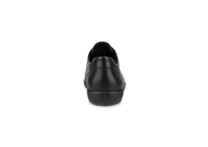 Soft 2.0 Black Leather Black Sole Lace-Up Sneaker