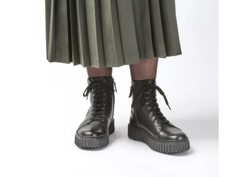torhill_rise_black_1.webp Torhill Rise Black
