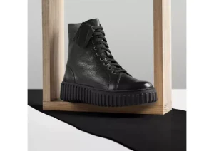 Torhill Rise Black