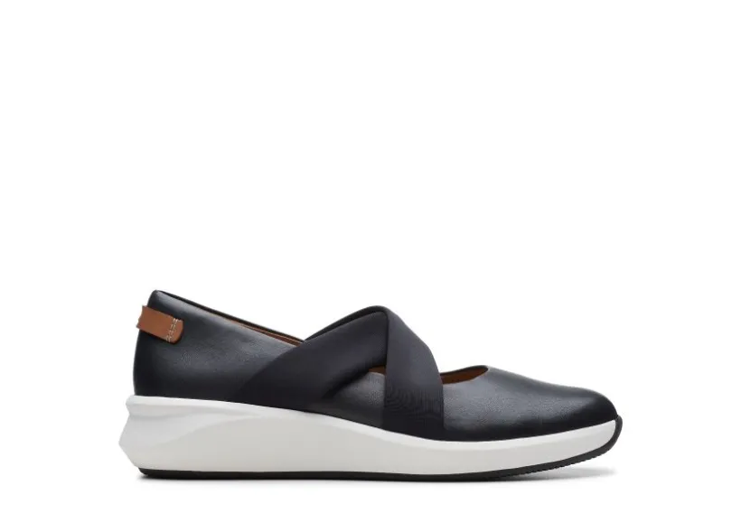 un_rio_cross_black_leathe_1.webp Un Rio Cross Black Leather Slip-On Sneaker