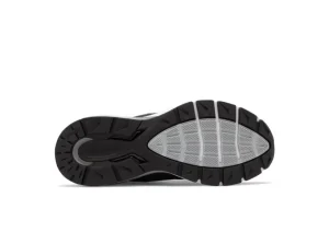 W990NV5 Navy Made in USA Running Shoe