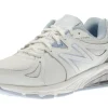 WX857WB2 White Leather Cross-Training Shoe