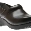 XP 2.0 Black Waterproof Leather Pull Up Clog