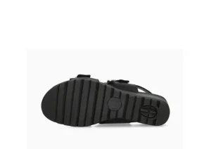 Ysabel Spark Black