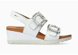 Ysabel Spark White